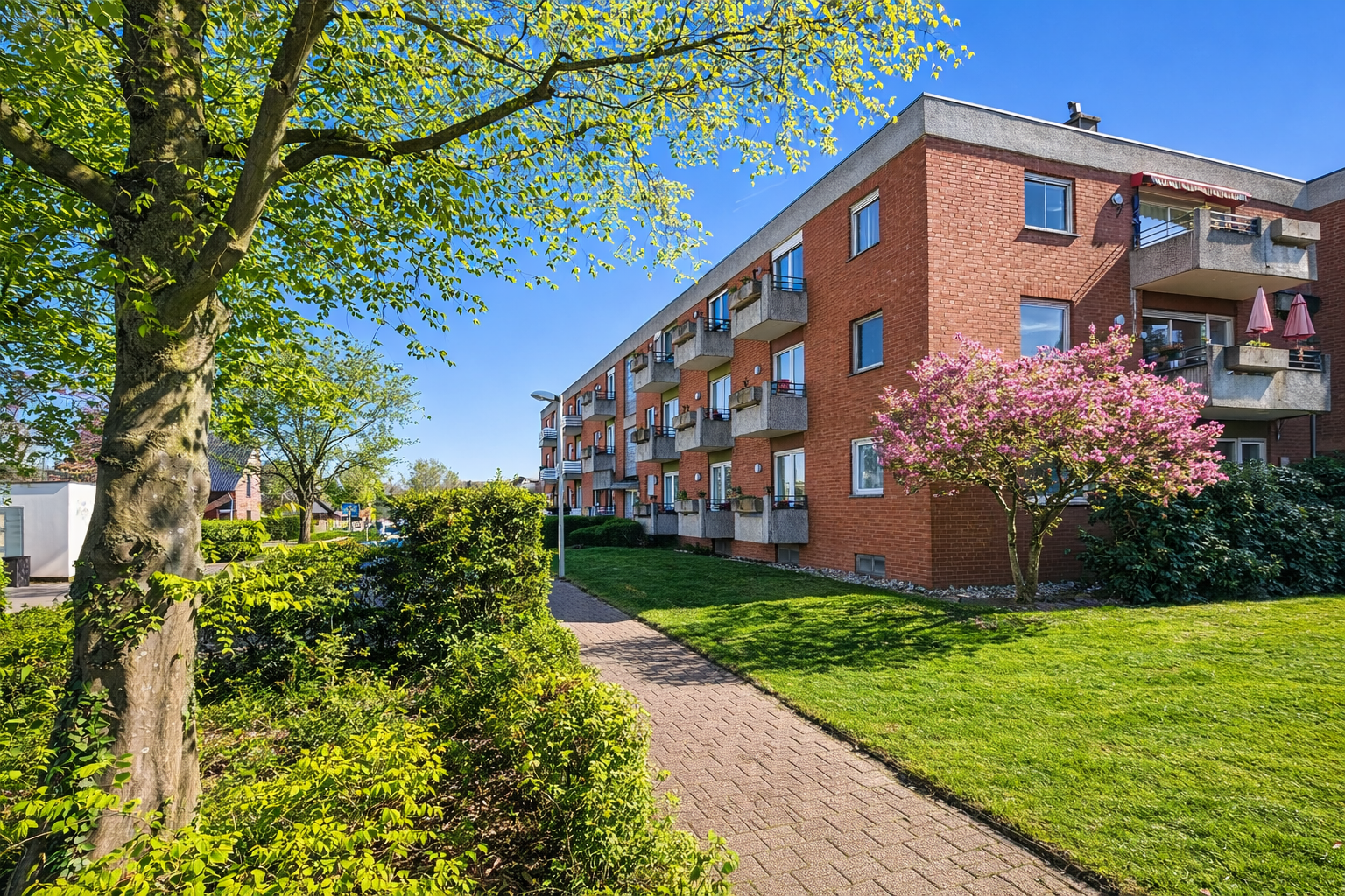 Grewersweg Goch Foto Wohnen mit Lebensqualität: 3-Zimmer-Wohnung mit Südwest-Loggia, Garage & Garten in Kevelaer