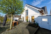 Bild (067ae802adbc62aac05fed17b9f244cd): Stilvoll wohnen & arbeiten: Hochwertiges Zuhause mit Pool, PV-Anlage, B�ro & 5 Schlafzimmern