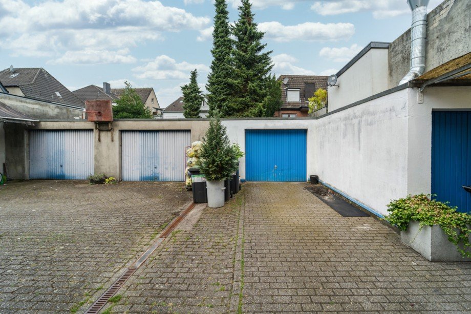 Garagen des Innenhofes Gastronomie und Wohnung Goch
