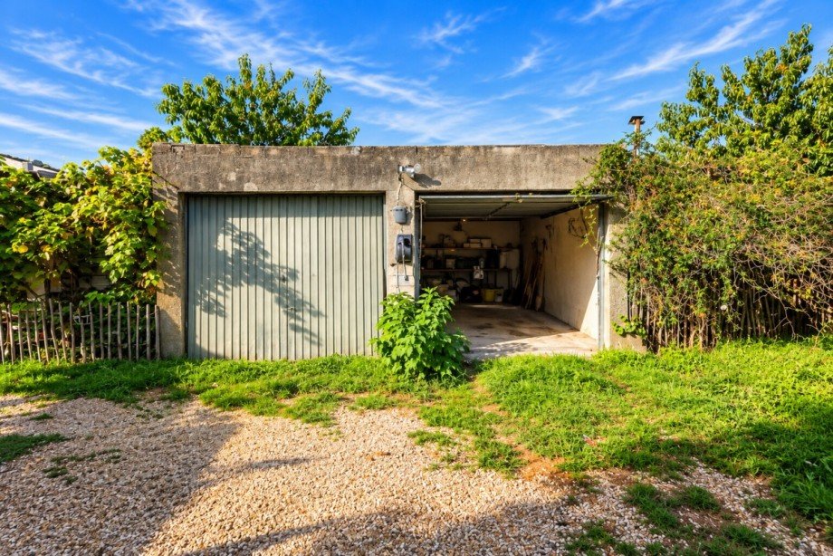 Betongarage im gr�nen Garten Mehrfamilienhaus Goch / Pfalzdorf