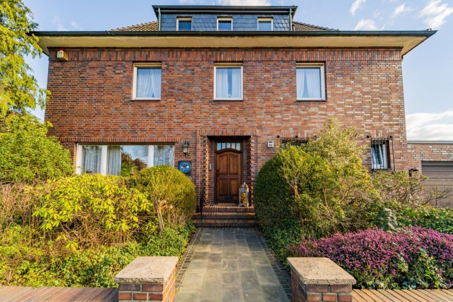 Frontansicht Villa Kamp-Lintfort