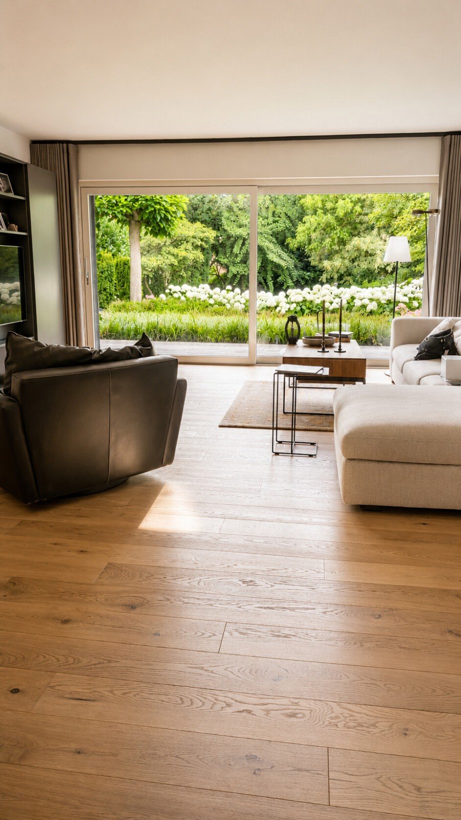 Teil des Wohnzimmers mit Blick zur Terrasse Einfamilienhaus Xanten