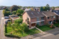 Bild (95e230bfcc0cf4cfb3c36f14a72f549e): Platz f�r alle: Einfamilienhaus mit 5 Schlafzimmern, Garten & 2 Garagen in Goch