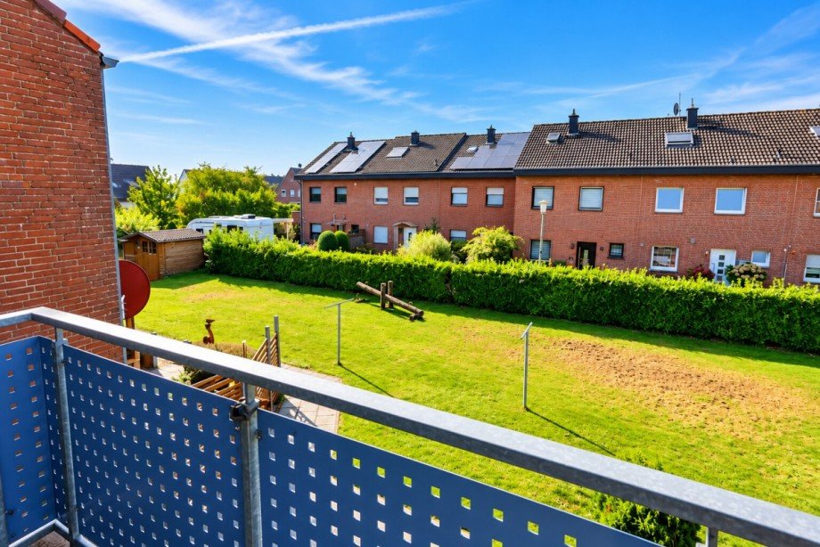Blick von der Loggia in den Garten Etagenwohnung Goch